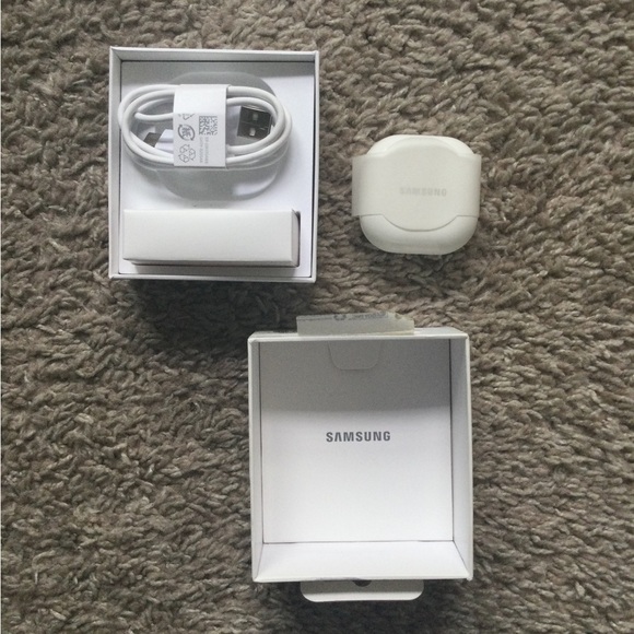 🔥🔥HOST PIC🔥🔥 Samsung Galaxy Buds2 - Picture 4 of 10
